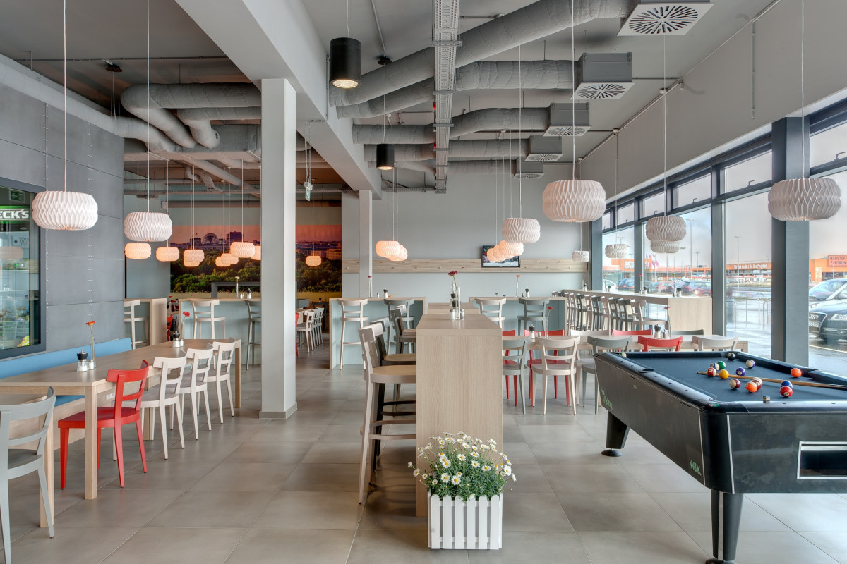 Breakfast room MEININGER Hotel Berlin Airport