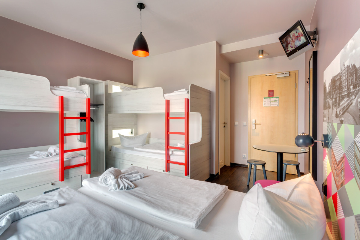 Family Room MEININGER Hotel Berlin Alexanderplatz