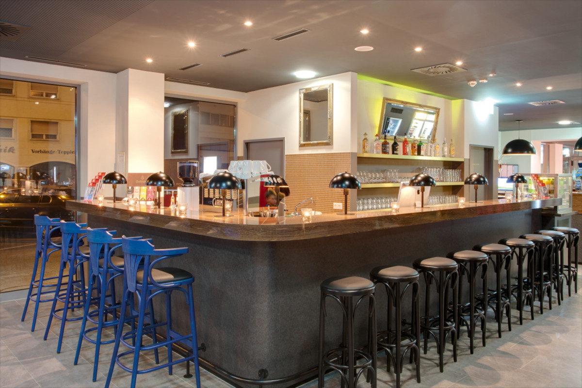 Hotelbar MEININGER Hotel Salzburg City Center