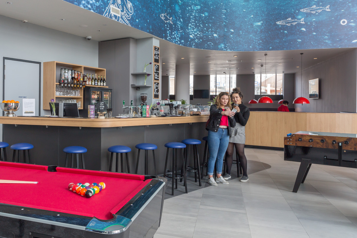 Hotelbar MEININGER Hotel Amsterdam Amstel