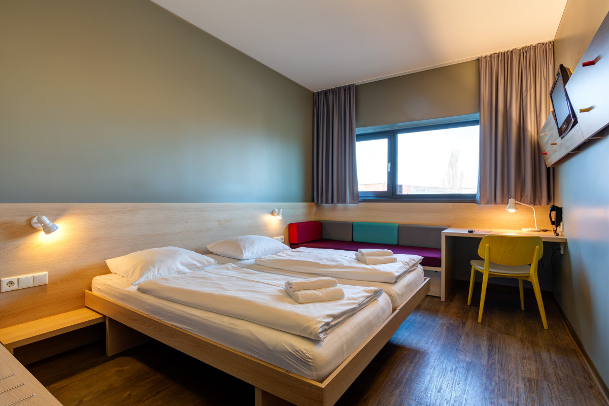 Double Room MEININGER Hotel Berlin Airport