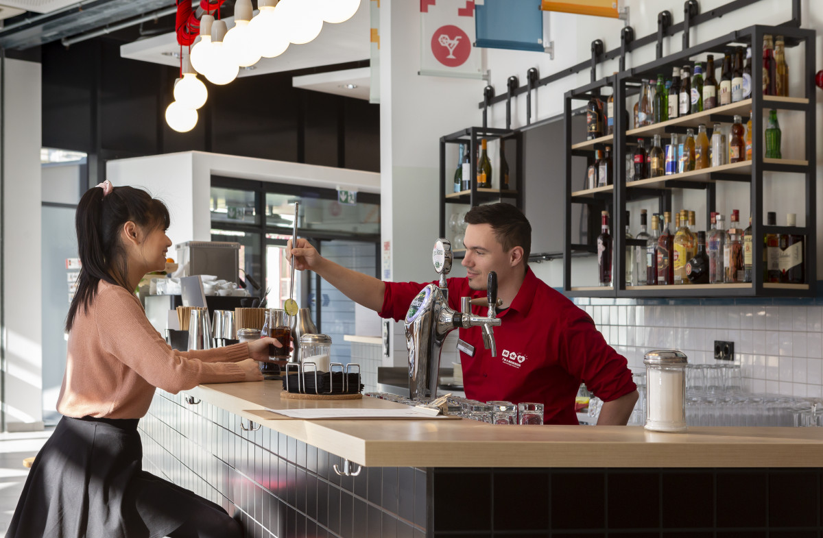 Hotelbar MEININGER Budapest Great Market Hall