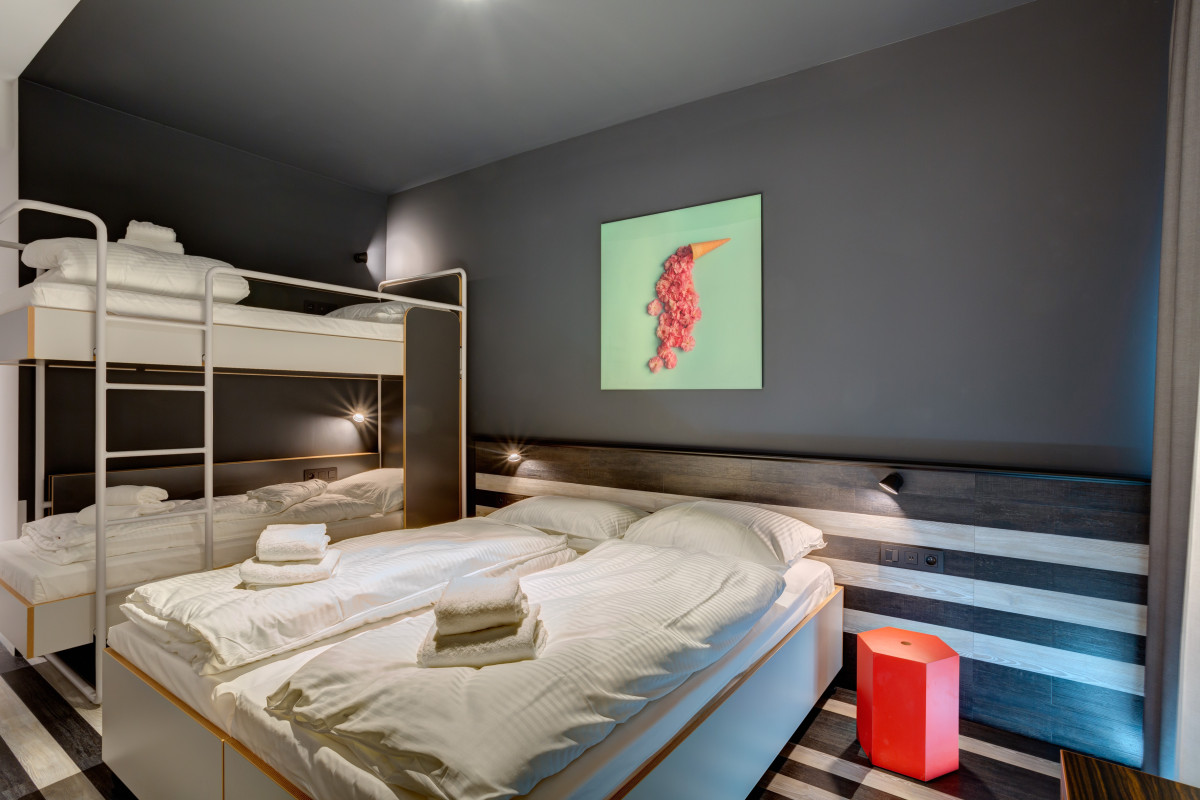 Multi-bed MEININGER Hotel Bruxelles Gare du Midi