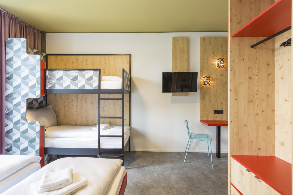 Family Room MEININGER Hotel Zürich Greencity