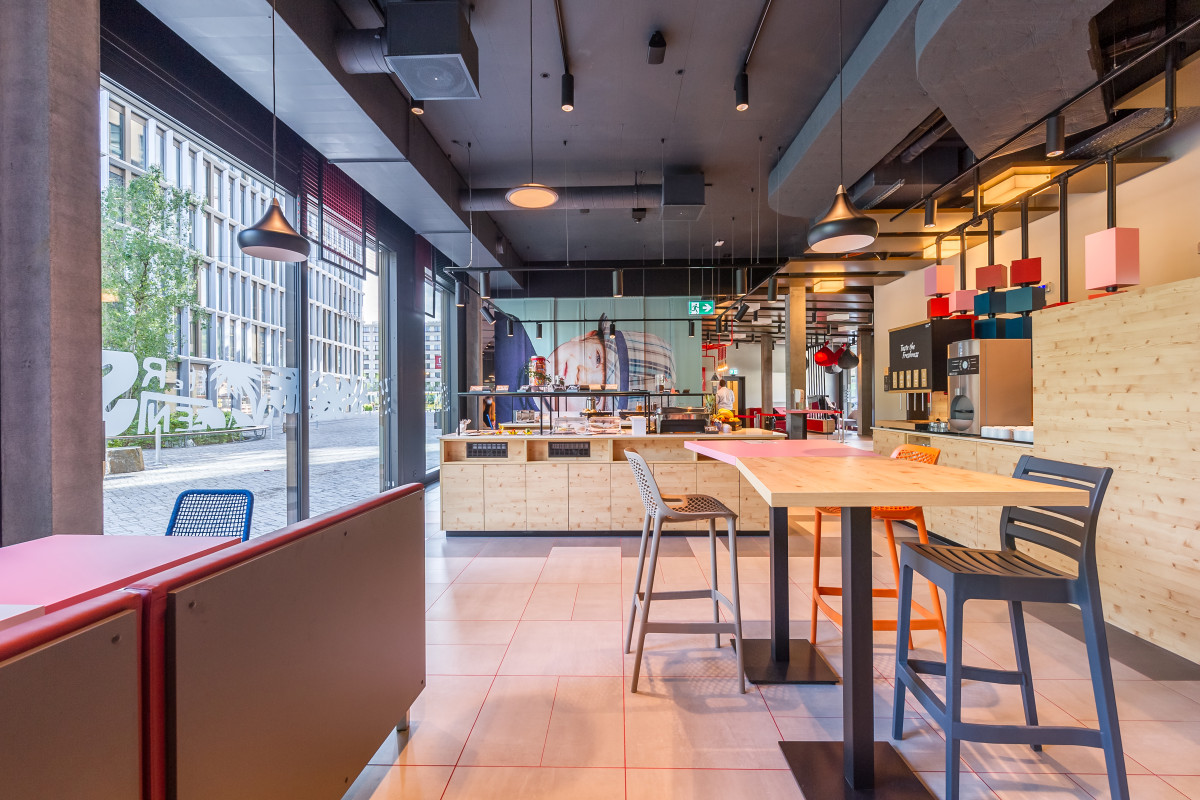 Breakfast room MEININGER Hotel Zürich Greencity