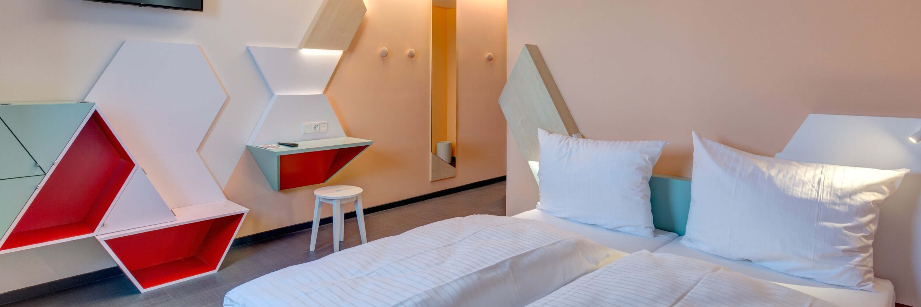 MEININGER Hotel Heidelberg Hauptbahnhof