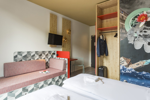 Triple room